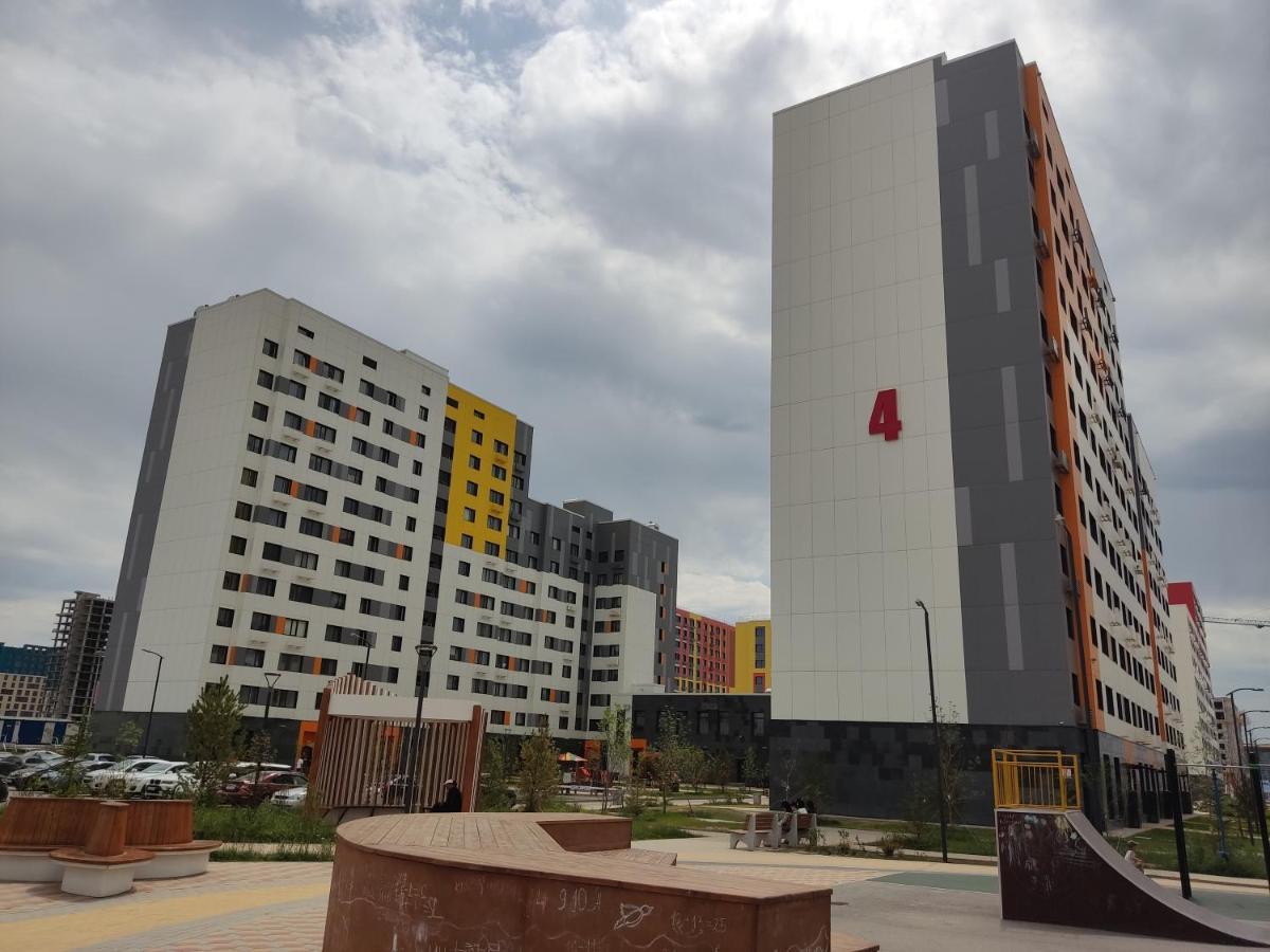 1-Но Комнатная Квартира В Центре Астаны Жк Sezim Qala 4 アスターナ エクステリア 写真